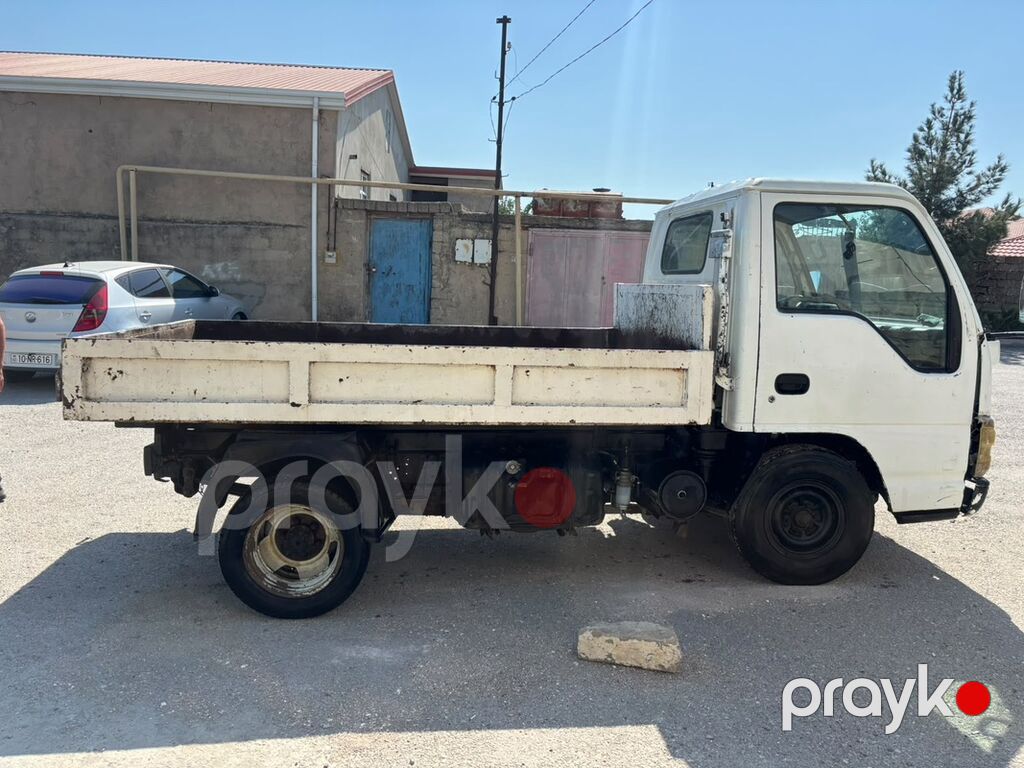 Isuzu NHR kiçik yük maşını - Marka/model: Isuzu NHR - Gövdə növü — Yük maşınları, Digah (4)