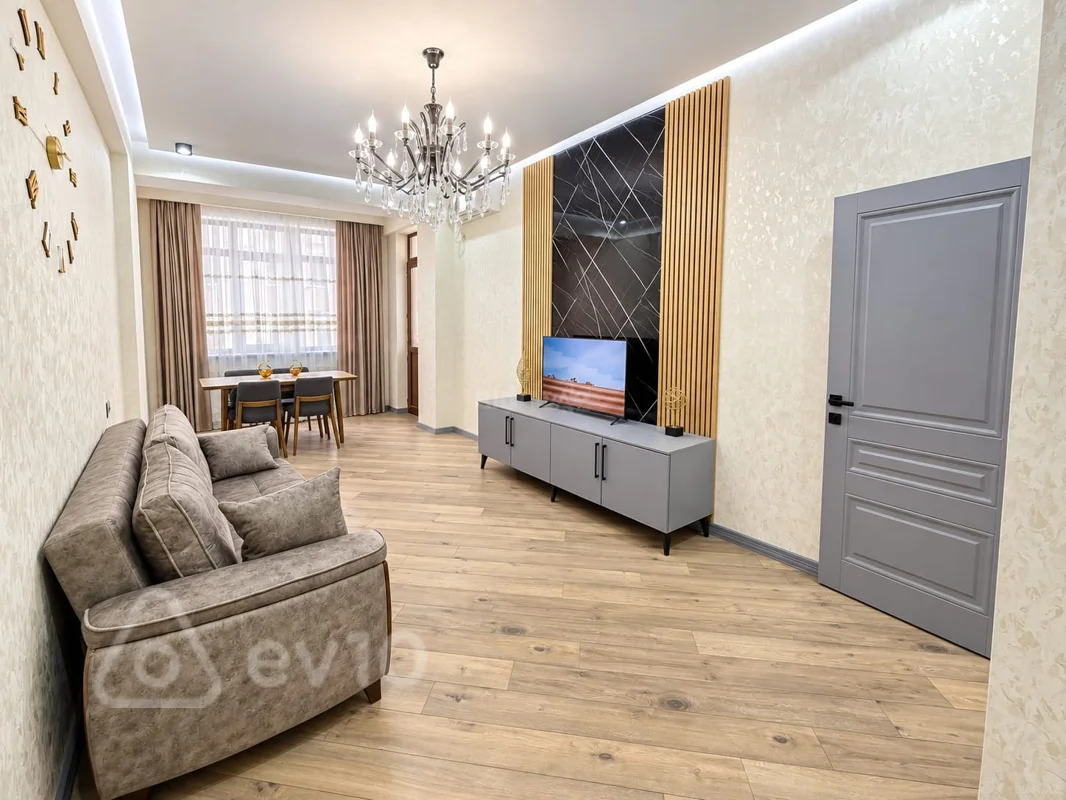 3 otaqlı mənzil, 110 m², Təbriz k — kirayə — Bakı