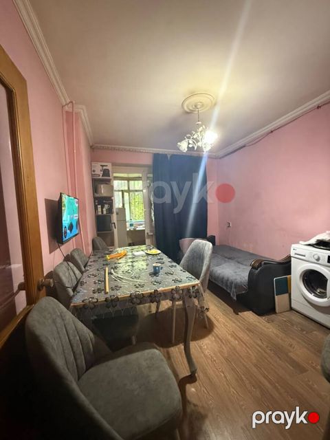 Satılır 2 otaqlı köhnə tikili 40 m² — Bakı