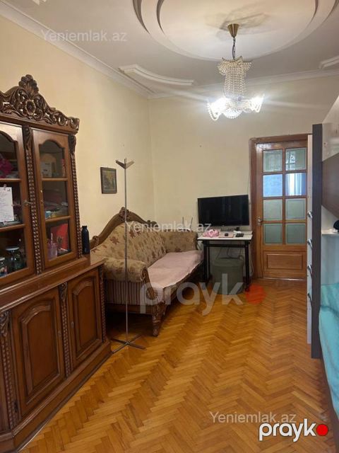 Satılır 2 otaqlı Bina evi menzil (Köhnə tikili), 55 m², Nərimanov rayonu — Bakı