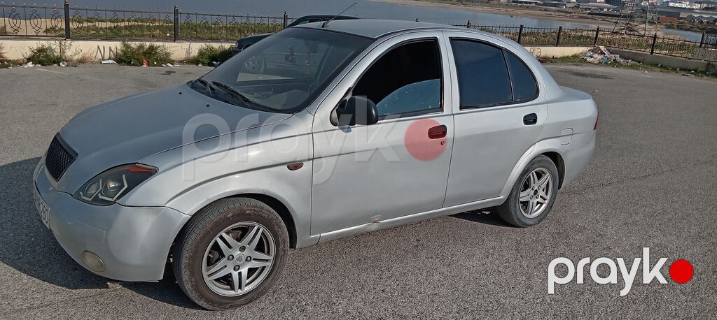 Avtomobil: sedan kuzovlu, gümüşü rəng Nömrə seriyası: 90-VR-260 (AZ) — Avtomobillər, Masazır (4)