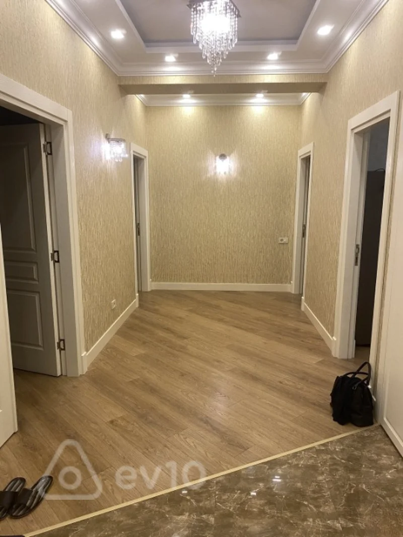 3 otaqlı mənzil, 147 m², Ağ Şəhər. Mərkəzi bulvar küçəsi Renessans-El — kirayə — Mənzil, Bakı (6)