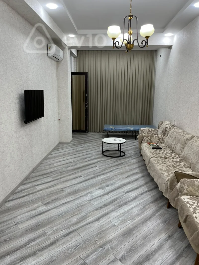 2 otaqlı mənzil, 95 m², Ceyhun Hacıbəyli küç. — kirayə — Bakı