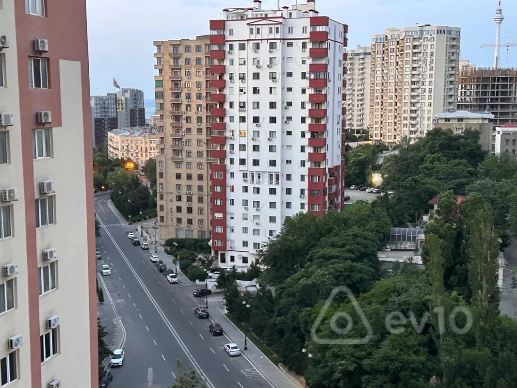3 otaqlı mənzil, 107 m², İsmayıl bəy Qutqaşınlı 66 — Mənzil, Bakı (4)