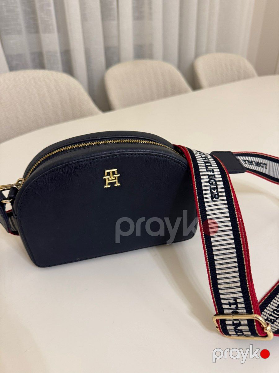Tommy Hilfiger çantası — Şəxsi əşyalar, Bakı (2)