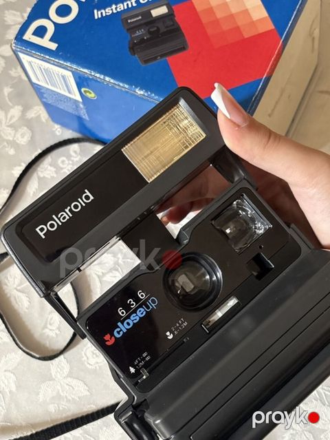 Polaroid 636 Closeup instant kamera - Model: Polaroid 636 Closeup — Gəncə