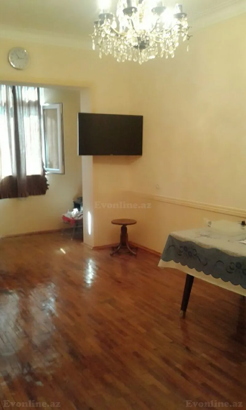 Satılır 3 otaqlı Mənzil Köhnə tikili 75 m² Bakı, Xətai r — Mənzil, Bakı (5)