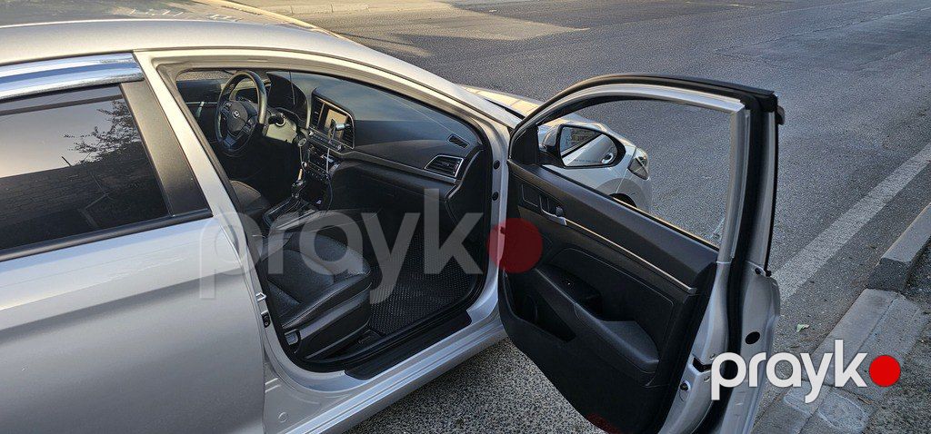 Hyundai Avante, 1.6 L, 2016 il, 204 000 km — Avtomobillər, Bakı (8)