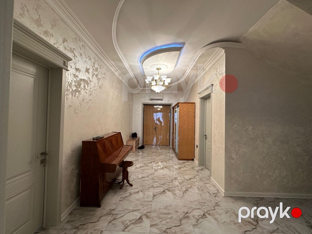 Satılır 6 otaqlı həyət evi/bağ evi 350 m² — Ev, villa, Bakı (12)