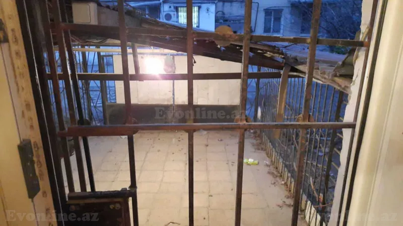 Satılır 2 otaqlı Mənzil Köhnə tikili 60.5 m² Bakı, Yasamal r., Elmlər Akademiyası m — Mənzil, Bakı (5)