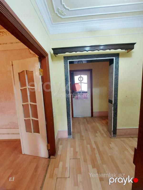 Satılır 3 otaqlı Bina evi menzil (Köhnə tikili), 70 m², 6-cı mikrorayon — Mənzil, Sumqayıt (9)