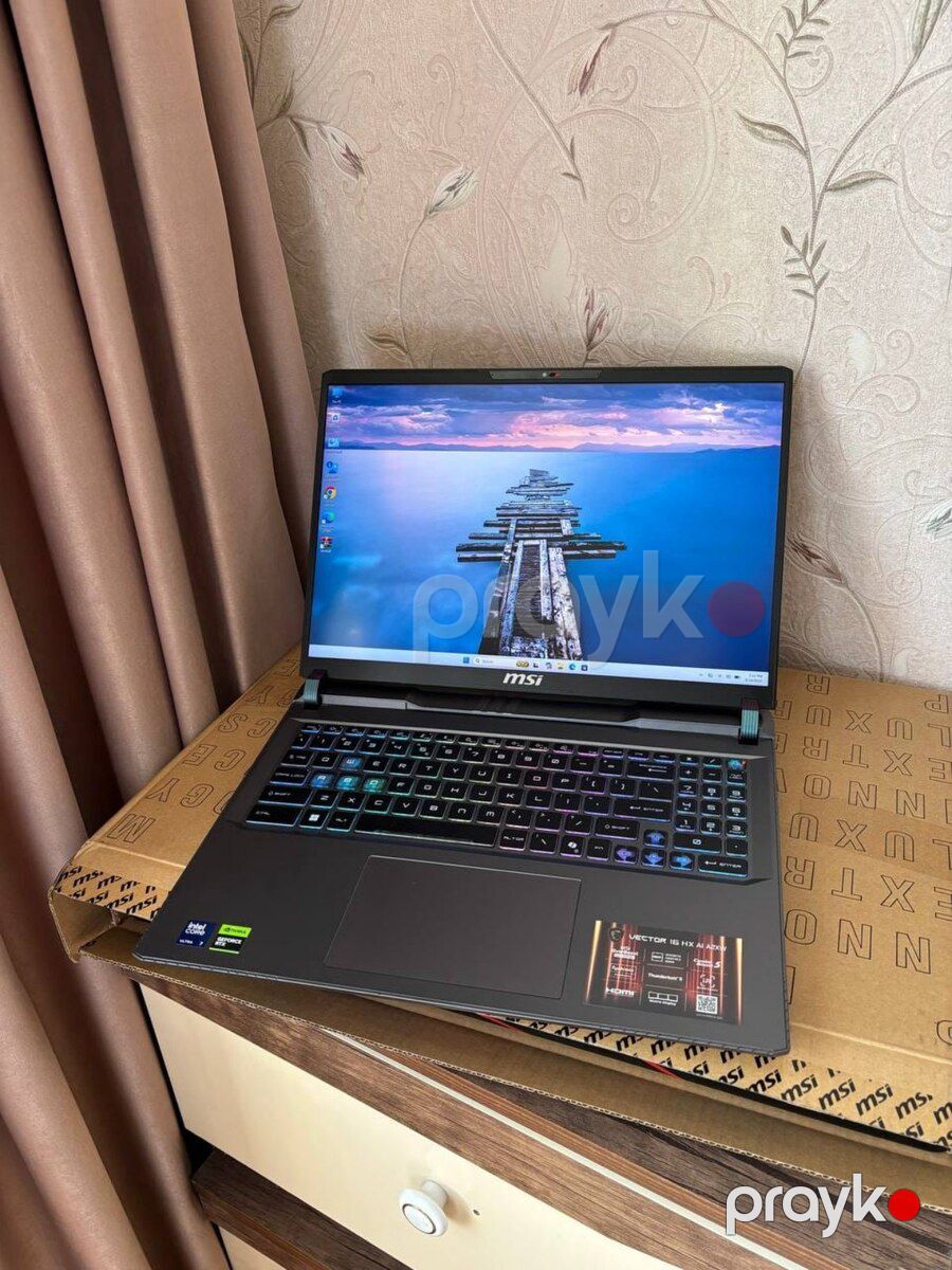 Noutbuk MSI Vector Gaming RTX 5070ti — Noutbuklar, Bakı (6)