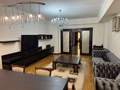 İcarəyə verilir 4 otaqlı yeni tikili 185 m² — Bakı