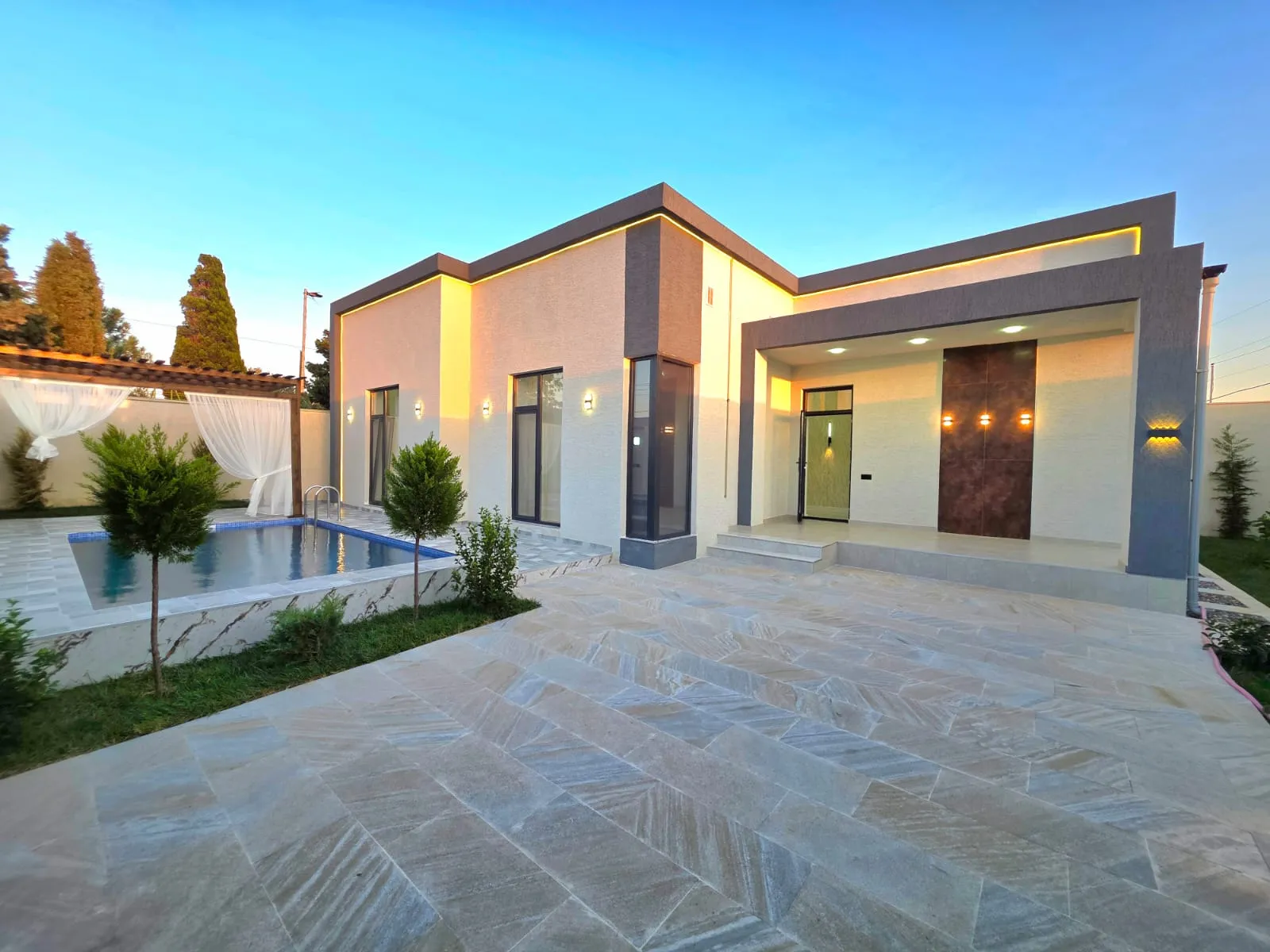 Şüvəlan, 4 otaqlı Həyət evi satılır - 160 m², 1 mərtəbə, 3.6 sot — Bakı