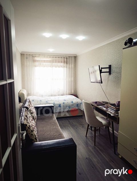 Satılır 3 otaqlı köhnə tikili 75 m² — Bakı