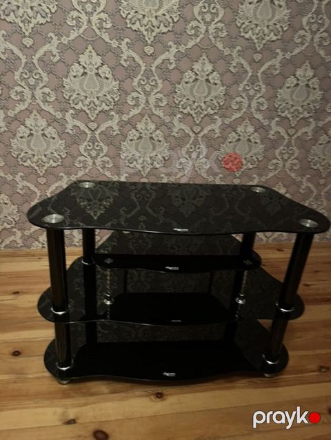 Şüşə TV altlığı / media konsol - Rəng: qara, parlaq - Material: bərk — Digah