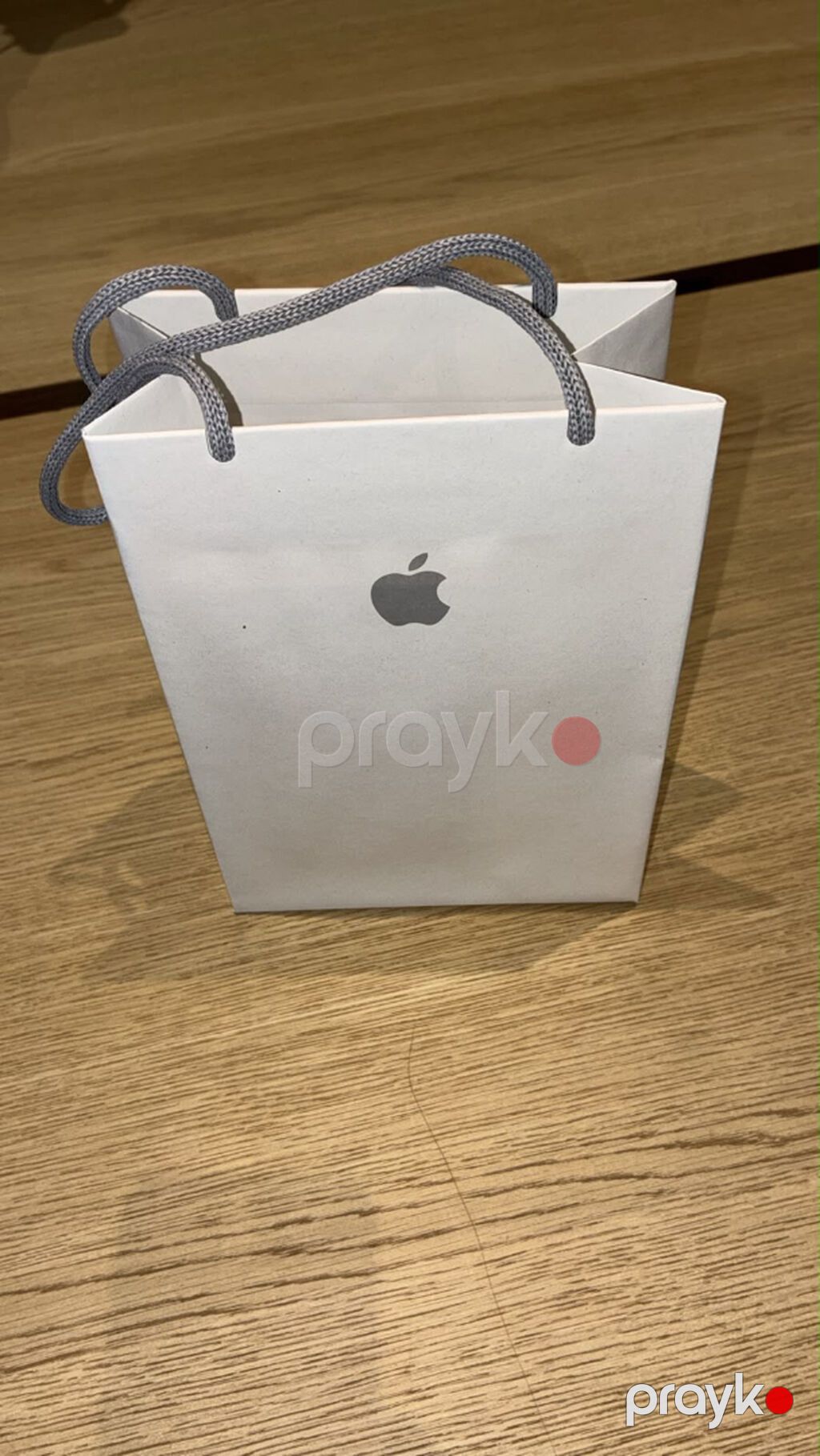 Apple iPhone 18 Pro Burgundy 256GB/12GB Rəsmi mağazadan alınıb — Apple iPhone, Bakı (6)