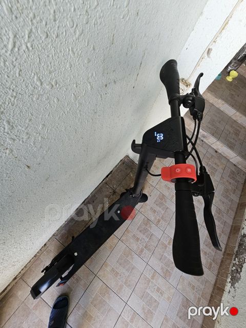 Yenidir Heç Zaryatkaya Qoyulmayıb Kağızıda VAR nə vaxt almışam qabaq — Bakı