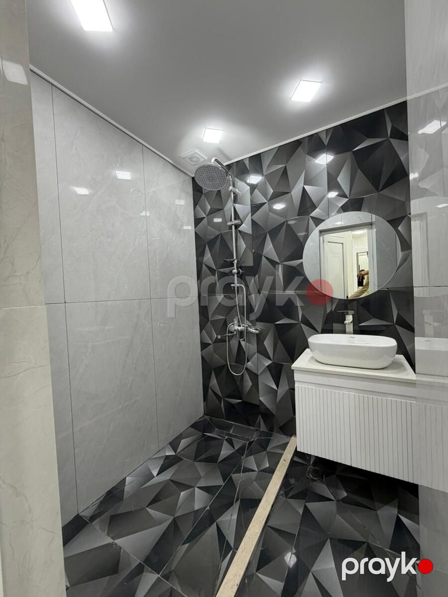 Satılır 2 otaqlı köhnə tikili 65 m² — Mənzil, Bakı (12)