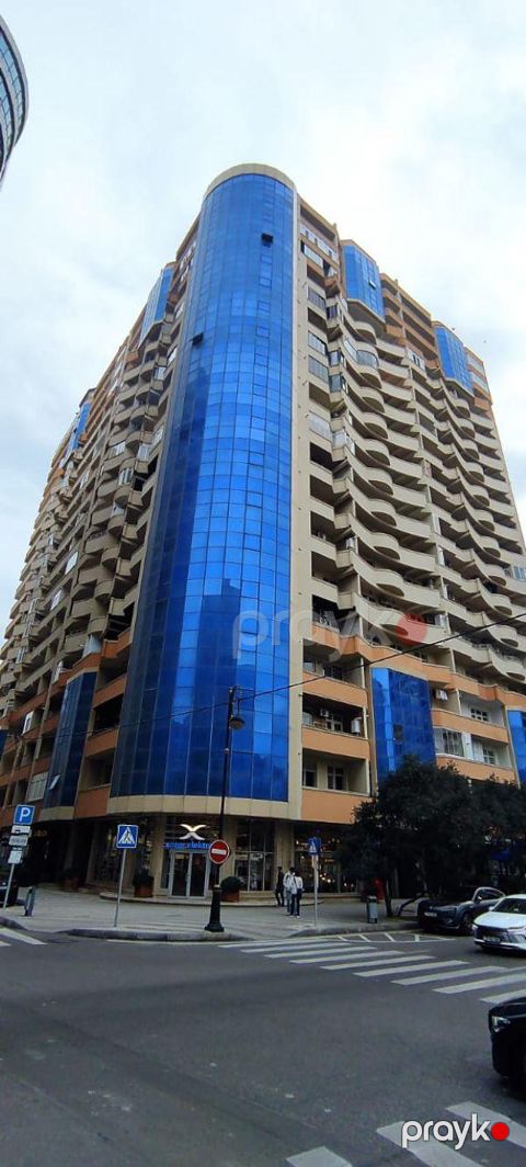 4 otaqlı mənzil, 179.5 m², Natiq Əliyev küçəsi — Bakı