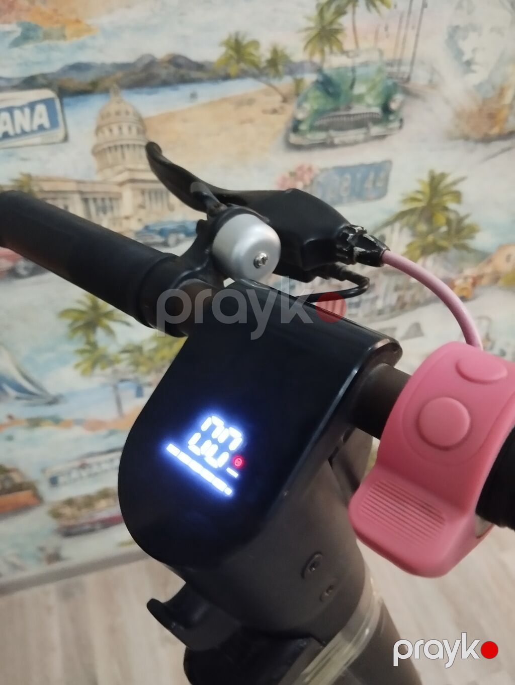 İşlənmiş Elektrik samokat 12", 751 - 1000 Vt, 26 - 35 km/s, Ünvandan götürmə — Skuterlər, Xırdalan (4)