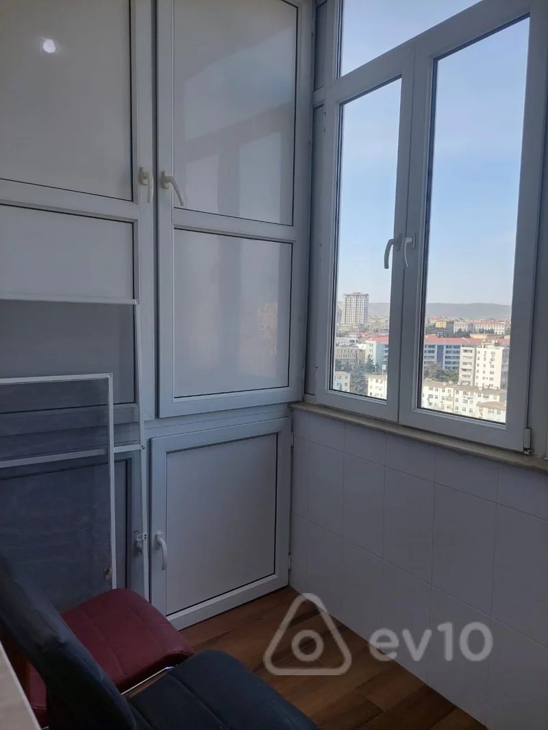 2 otaqlı mənzil, 100 m², Rövsən Cəfərov küçəsi — kirayə — Mənzil, Bakı (9)