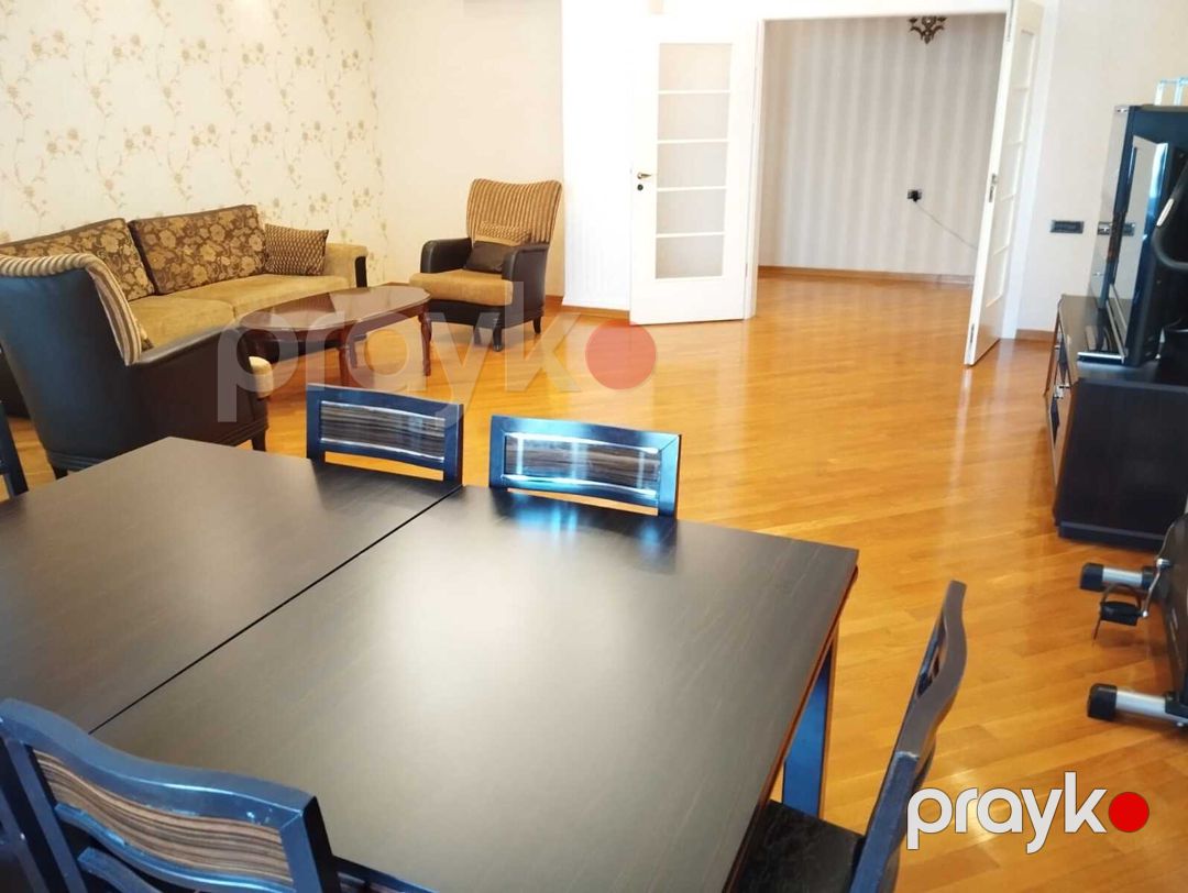 İcarəyə verilir 4 otaqlı yeni tikili 200 m² — Mənzil, Bakı (6)