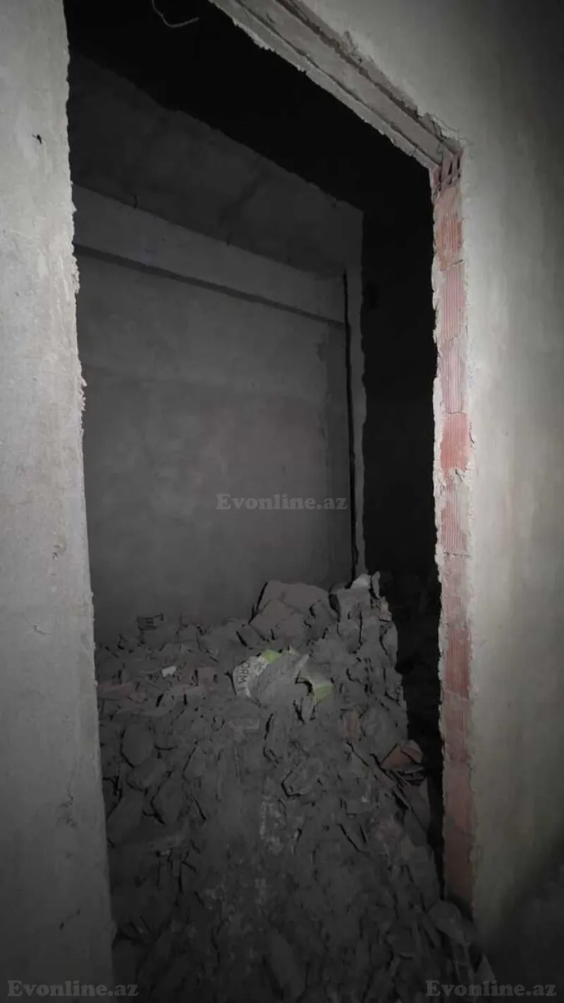 Satılır 3 otaqlı Mənzil Yeni tikili 106.7 m² Bakı, Nizami r., Qara Qarayev m — Mənzil, Bakı (3)