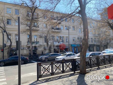 Satılır obyekt 54 m² — Bakı