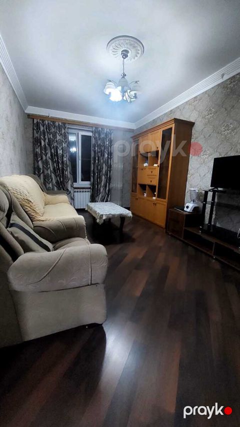 Satılır 3 otaqlı köhnə tikili 77 m² — Bakı