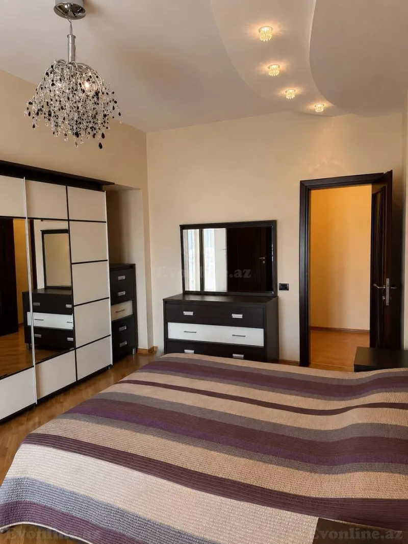 Satılır 3 otaqlı Mənzil Yeni tikili 148 m² Bakı, Xətai r., Həzi Aslanov m., Həzi Aslanov — Mənzil, Bakı (5)