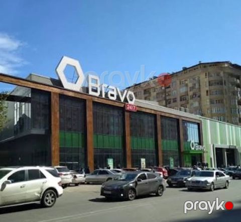 Bakı, Yeni Yasamal, 3 otaqlı, Köhnə tikili, m. İnşaatçılar, 117 kv. m — Bakı
