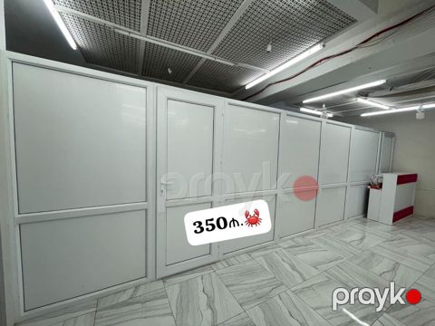 Plastik arakəsmələr 2 qapısı var İşlənmiyib yenidir *Qiymət 350azn* — Bakı