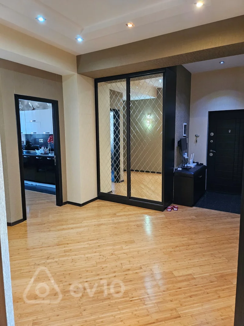3 otaqlı mənzil, 100 m², Sübhi Salayev — Mənzil, Bakı (7)