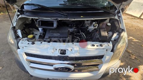 Ford Transit mikroavtobus Xüsusiyyətlər: - Kuzov: yüksək tavanlı — Ağcabədi