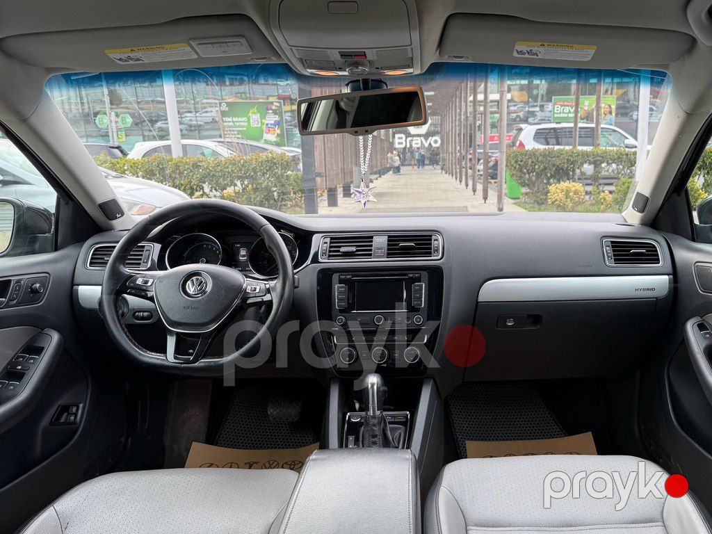 Volkswagen Jetta, 1.4 L, 1.1 kWh, 2015 il, 268 920 km — Avtomobillər, Bakı (8)