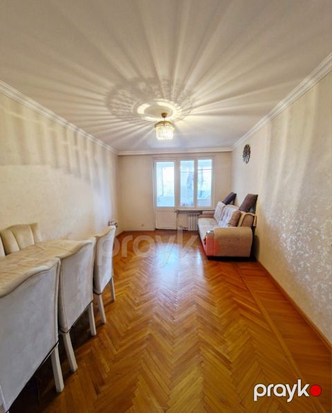 Satılır 2 otaqlı köhnə tikili 50 m² — Bakı