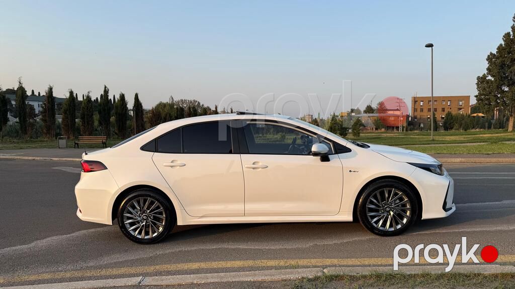 Toyota Corolla, 1.8 L, 0.85 kWh, 2025 il, 120 000 km — Avtomobillər, Gəncə (12)