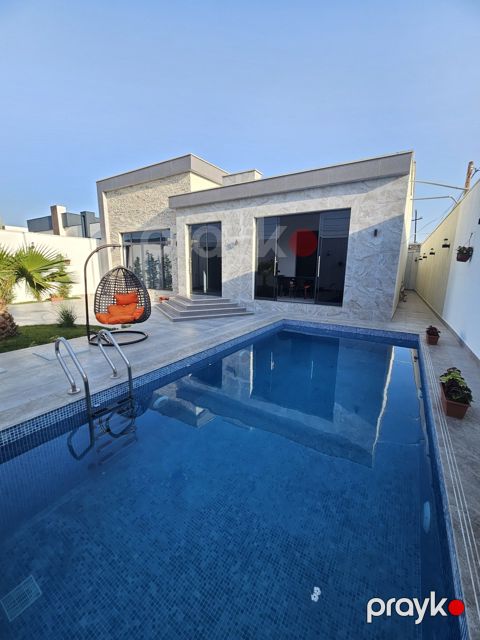 Satılır 4 otaqlı həyət evi/bağ evi 180 m² — Bakı