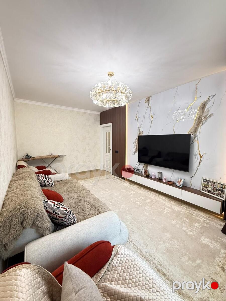 Satılır 4 otaqlı köhnə tikili 100 m² — Mənzil, Bakı (6)
