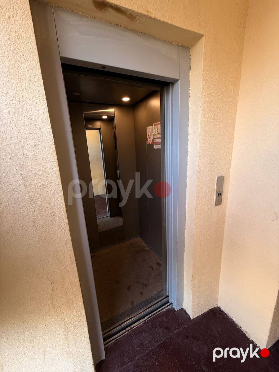 Satılır 2 otaqlı köhnə tikili 65 m² — Mənzil, Bakı (9)
