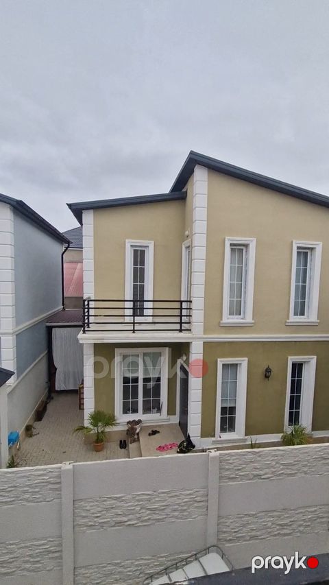 Satılır 4 otaqlı həyət evi/bağ evi 125 m² — Bakı