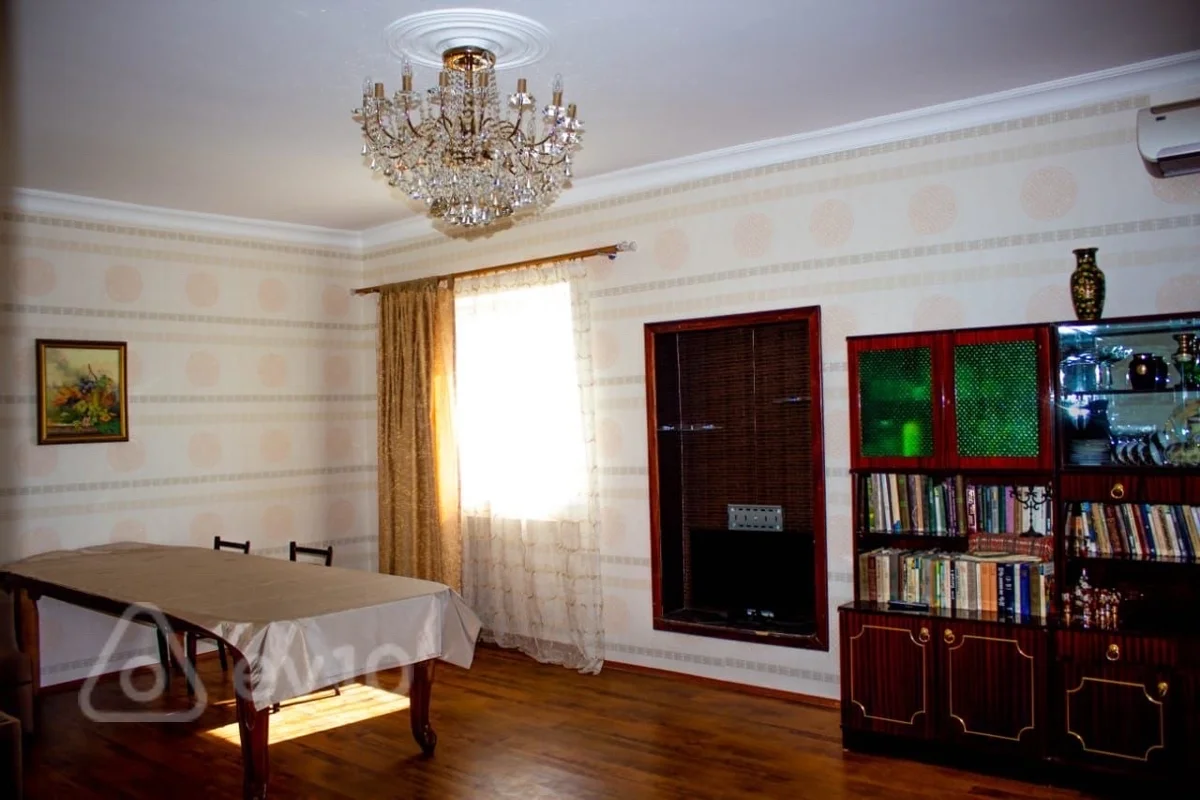 6 otaqlı həyət evi, 220 m², Sahil küç.863 — kirayə — Ev, villa, Bakı (8)
