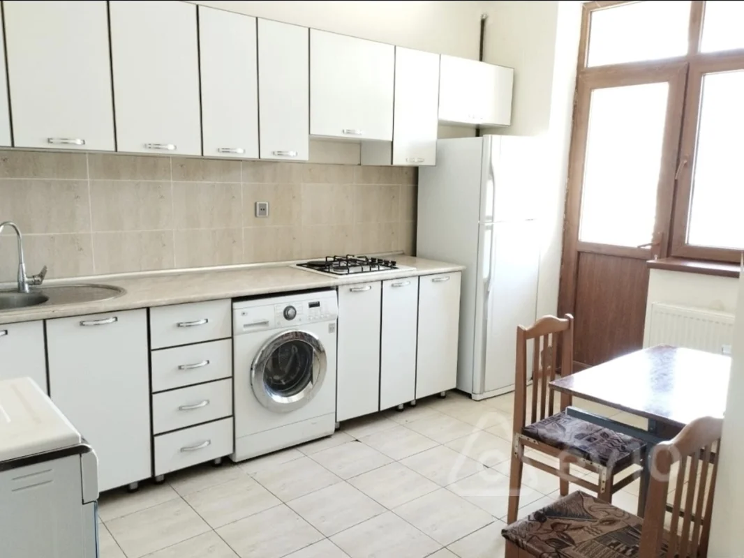 2 otaqlı mənzil, 68 m², Bayıl Jurnalistlerin binası — kirayə — Mənzil, Bakı (6)