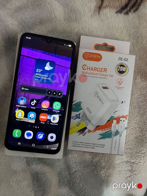 Samsung Galaxy A17, 128 GB, rəng - Qara, Face ID — Bakı