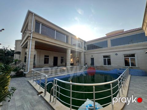 Satılır 8 otaqlı həyət evi/bağ evi 600 m² — Bakı