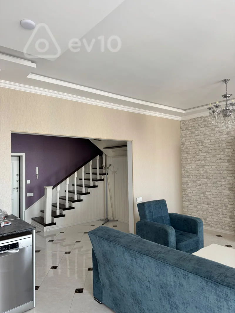 3 otaqlı mənzil, 120 m², Xan Şuşinski küçəsi — kirayə — Mənzil, Bakı (3)