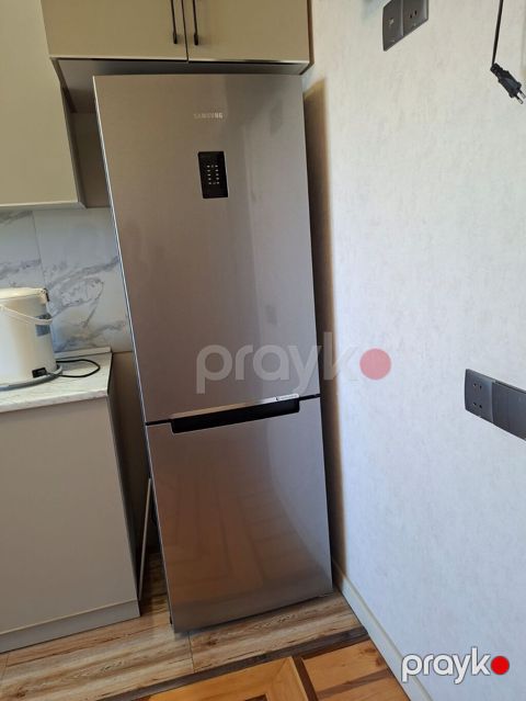 *ZB* *Samsung 800 AZN* 7 aydı alınıb ölçü duz gəlmir deyə Satılır — Digah