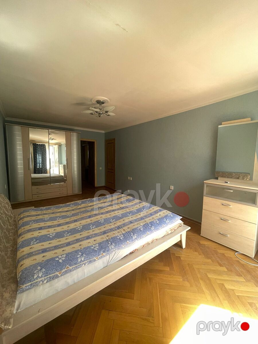 Satılır 2 otaqlı köhnə tikili 83 m² — Mənzil, Bakı (5)