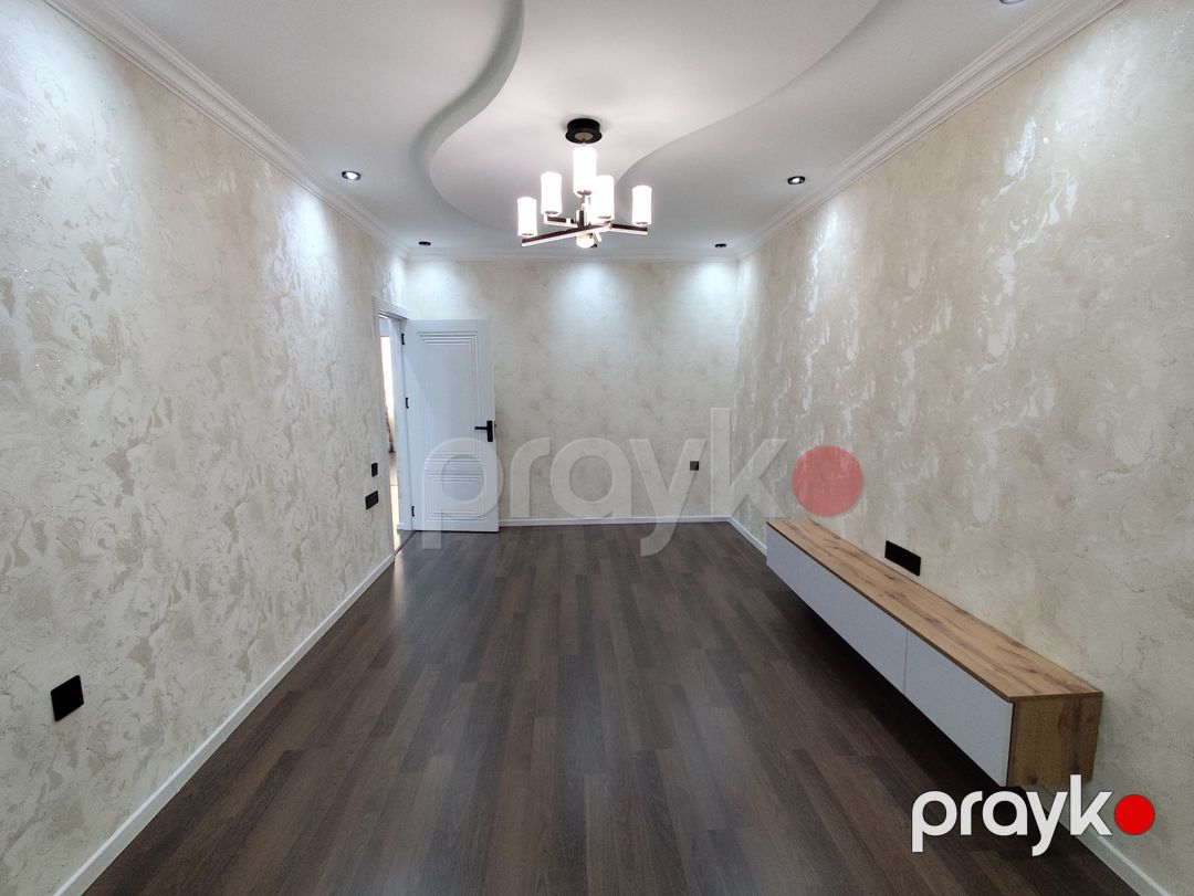 Satılır 2 otaqlı köhnə tikili 60 m² — Mənzil, Bakı (2)